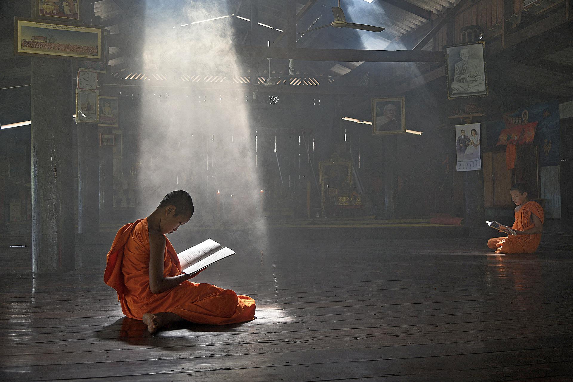 pray-ga4bf01658_1920